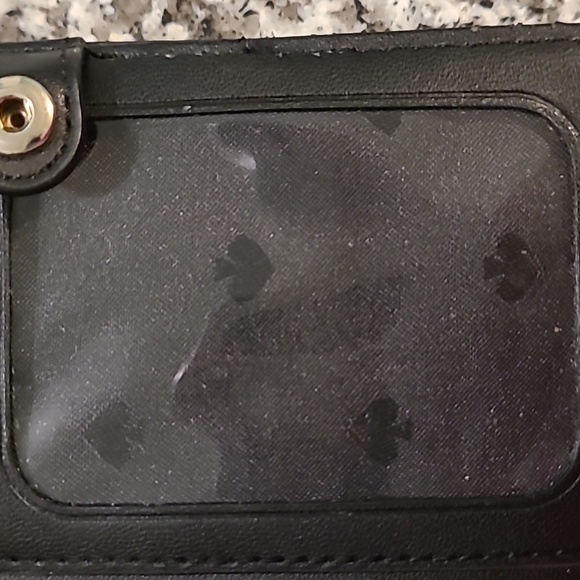 Kate spade New York Black Leather Wallet. - Picture 10 of 13
